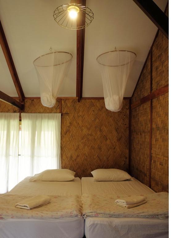 Champa Lao Bungalows Hotel Vang Vieng Exterior photo
